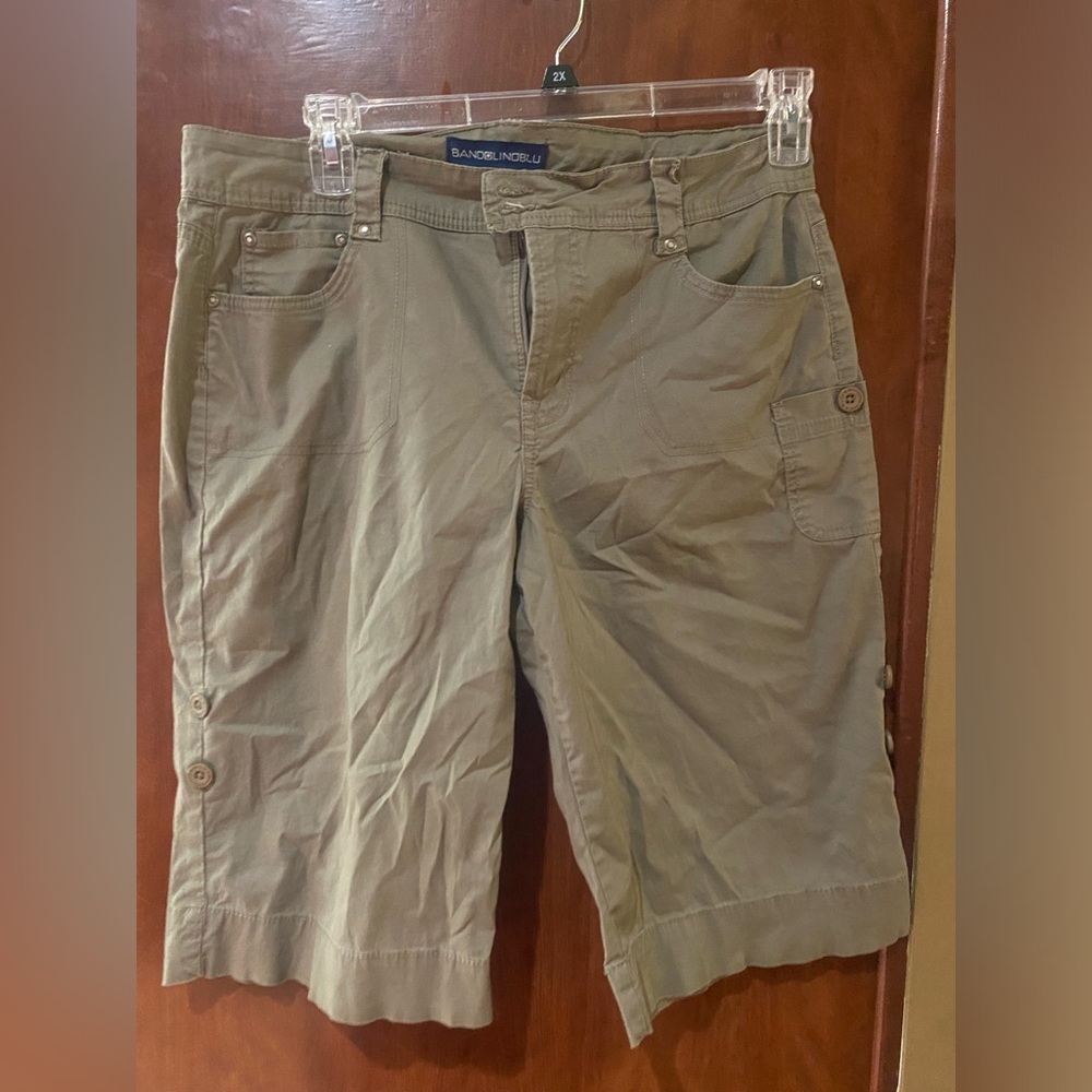 Bandolino Olive Utility Cargo Bermuda Shorts